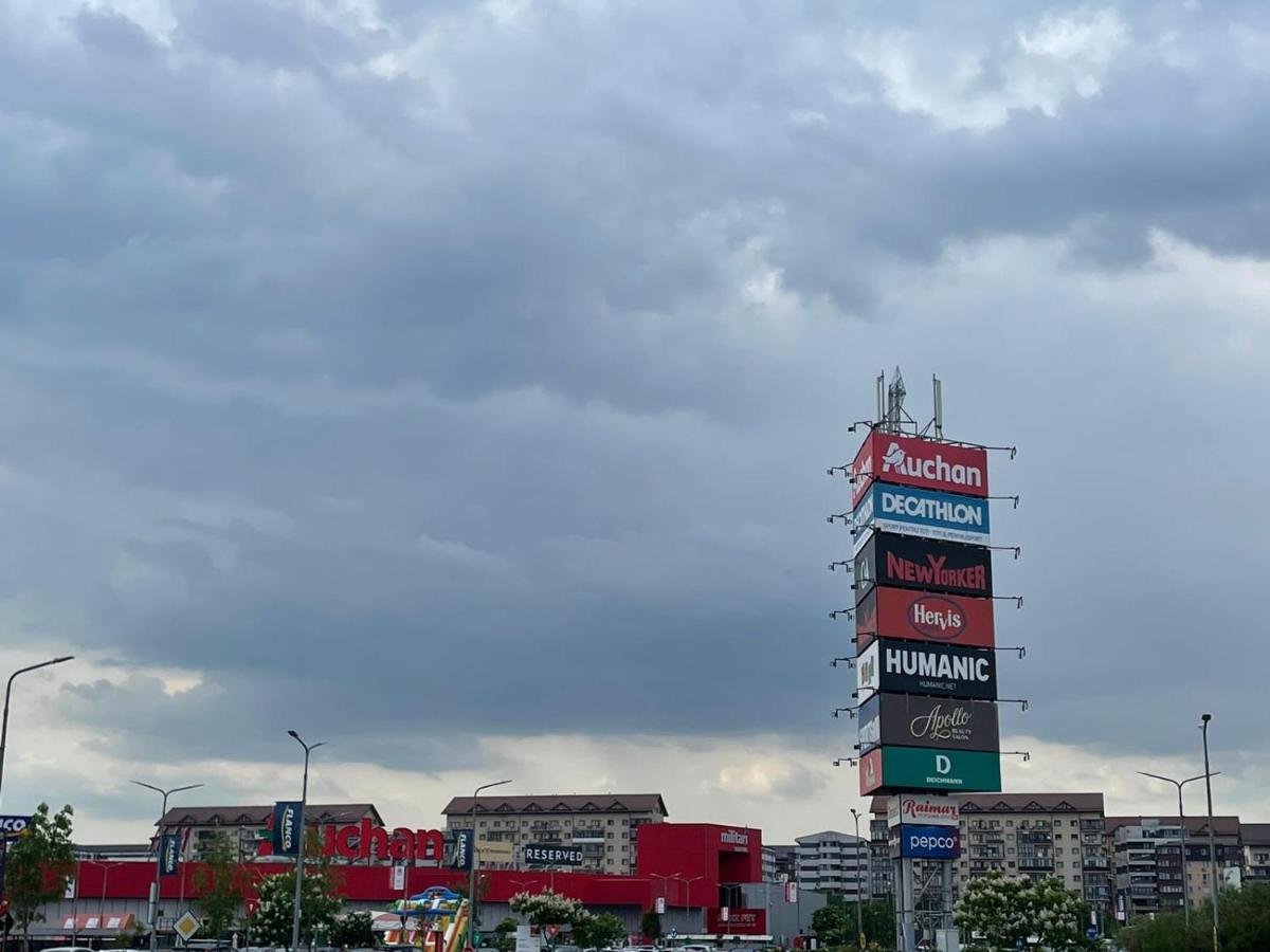 Militari Comfort Studio Roşu Exteriör bild